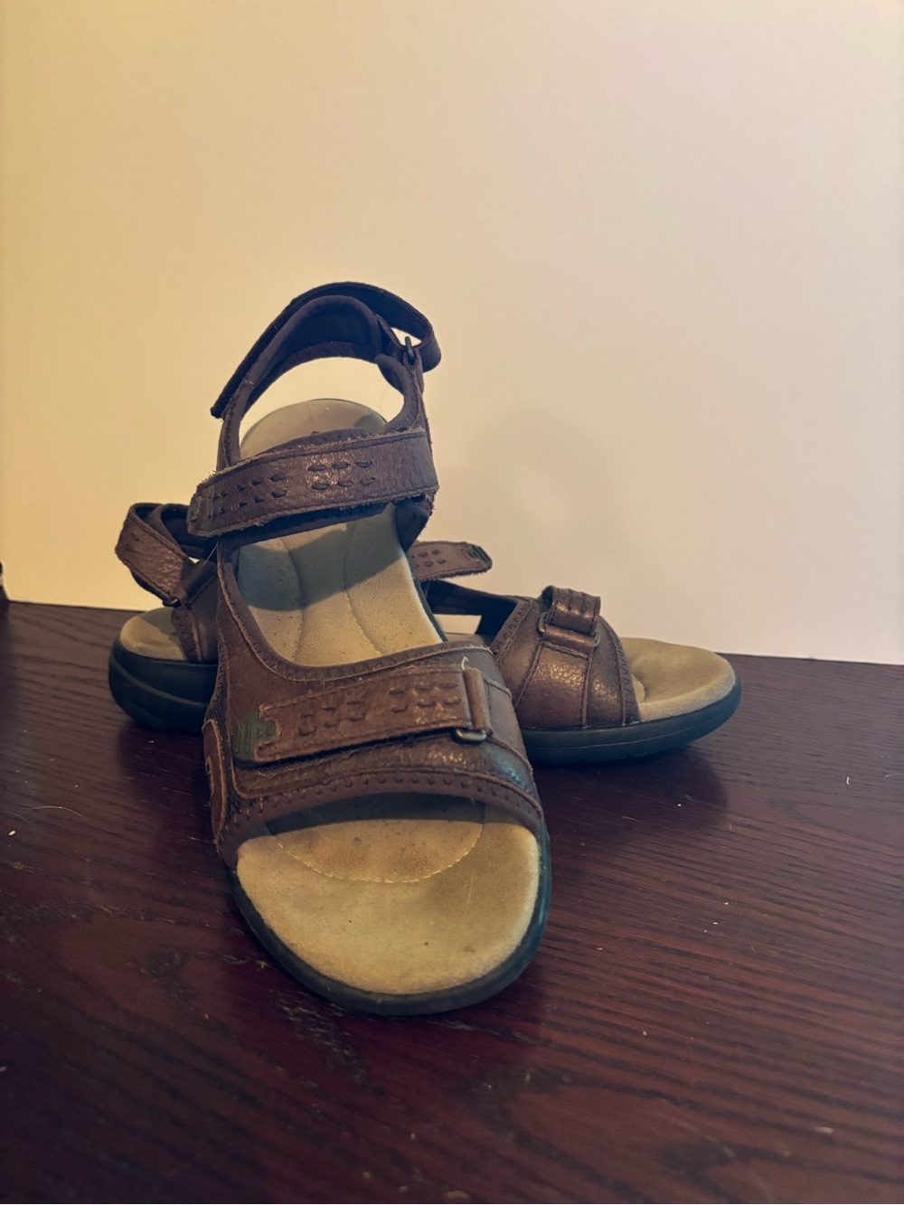 Clarks Brown Adjustable Velcro Sandals